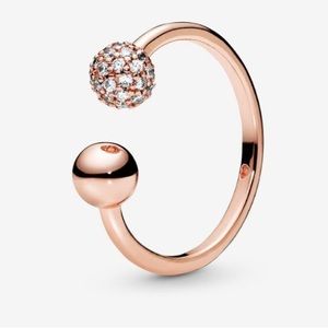 Pandora brand new rose gold ring comes with box and bag with bow. Open to offers